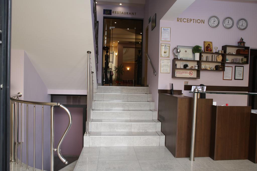 Family Hotel Avramov Vidin Kültér fotó